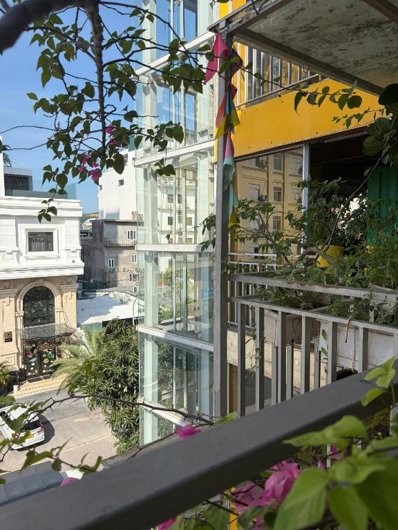 Chillax – Ha Long Bay
